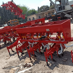 CULTIVATOR (INTER-ROW, WITH FERTILIZER TANK)